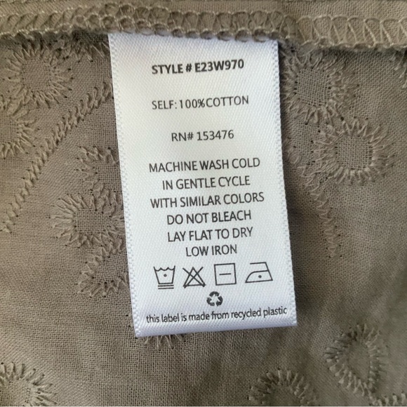 EVEREVE Palmer Embroidered Blouse Top Embroidered Mocha Small - Picture 7 of 12